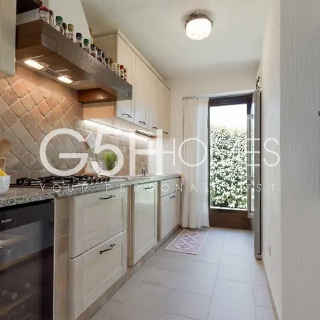 Penthouse, Sulla Spiaggia, Idromassaggio, Moderna, Full Optional, Wi-fi * Marinella (Sardinia)