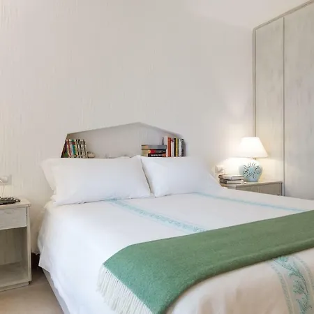 Vila Penthouse, Sulla Spiaggia, Idromassaggio, Moderna, Full Optional, Wi-fi Marinella (Sardinia)