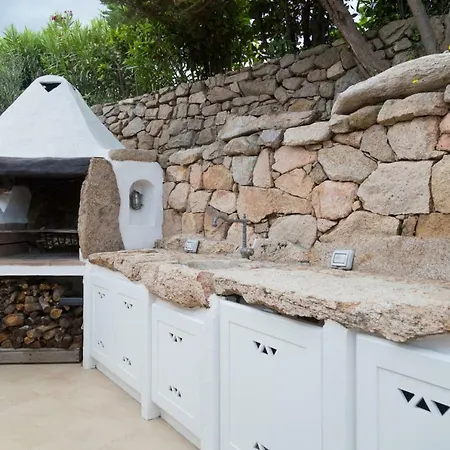 Penthouse, Sulla Spiaggia, Idromassaggio, Moderna, Full Optional, Wi-fi * Marinella (Sardinia)
