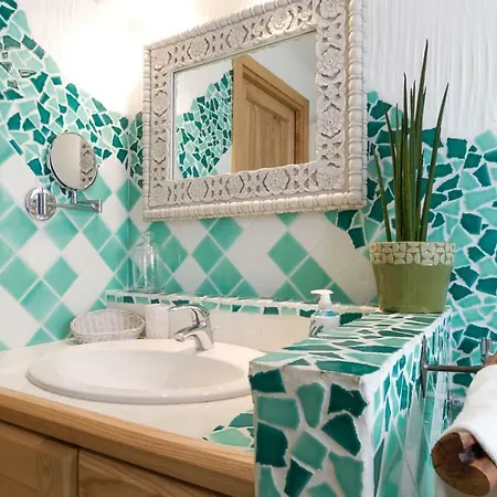 Vila Penthouse, Sulla Spiaggia, Idromassaggio, Moderna, Full Optional, Wi-fi Marinella (Sardinia)