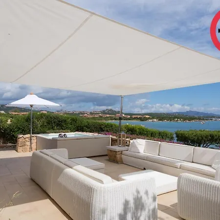 Penthouse, Sulla Spiaggia, Idromassaggio, Moderna, Full Optional, Wi-fi Vila